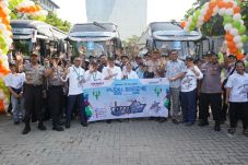 Antam Berangkatkan 2.000...