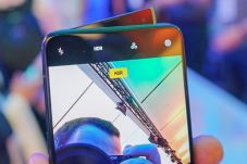 Oppo Garap Smartphone...