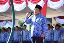 Bupati Lombok Utara...