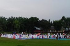 Jemaat Gereja Kawal...