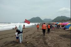 Dua Warga Kebumen Tenggelam...