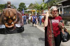Sigale Gale Carnival...