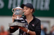 Ashleigh Barty Juara...