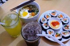 Ramen dan Sushi dengan...