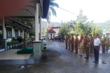 Hari Pertama Kerja,...