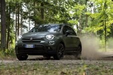 Penantang Suzuki Ignis...