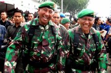 Almarhum George Toisutta...