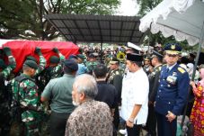 Pj Wali Kota Iqbal Antar...