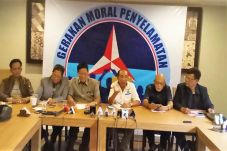 Partai Demokrat Diminta...