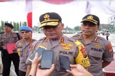 Polda Riau Evaluasi...