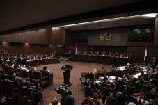 Sidang Pendahuluan Usai,...