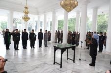 Pejabat Baru Pemkab...