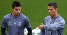 Cristiano Ronaldo Ajak...