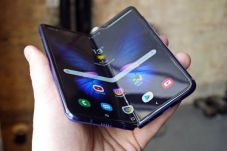Samsung Galaxy Fold...