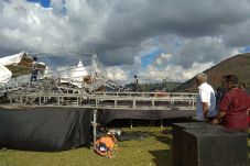 Atap Panggung Konser...
