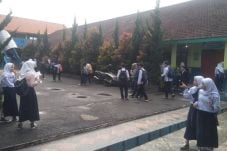 Ciptakan Lingkungan...