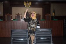 Mantan Dirut Pertamina...