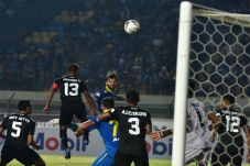 Kepayahan Lawan Tira...