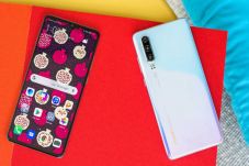 Xiaomi dan Tencent Turun...