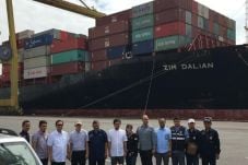 Bea Cukai Surabaya Ekspor...
