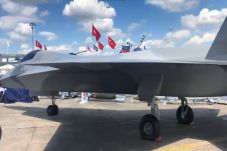Turki Luncurkan Jet...