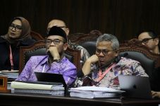 Jawab Pertanyaan Kubu...