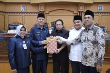 Wali Kota Syahrul Menjawab...