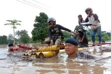 Banjir Terjang Morowali...