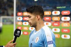 Suarez Kecewa Uruguay...