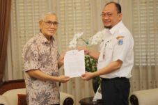 Pemprov DKI Bebaskan...
