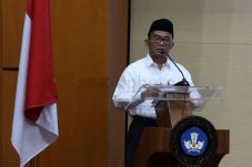Tahun Ketiga, Mendikbud...