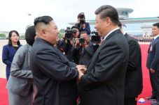 Kim Jong-un dan Xi Jinping...