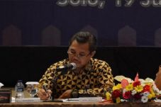 Soal Bisnis Ternak Semut...