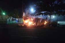 Kota Sorong Mencekam,...