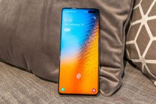 Samsung Jual Satu Juta...