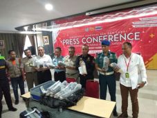 Bea Cukai Juanda Gagalkan...