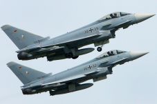 Dua Jet Tempur Jerman...