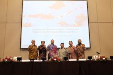 Pemegang Saham Setujui...
