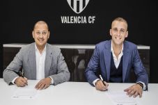 Jasper Cillessen Resmi...