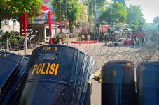 Pakar Hukum: Percayakan...