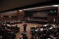 MK Mentahkan Hasil Penghitungan...