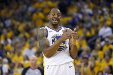Gawat! Andre Iguodala...