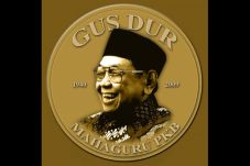 Ditemukan di Pasar Loak,...