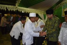 Halal bi Halal untuk...
