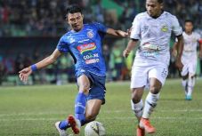 Blunder Kiper Arema...