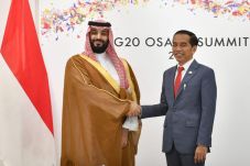 Presiden Jokowi dan...
