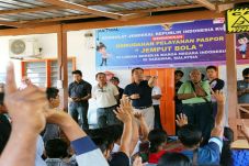 KJRI Kuching Tertibkan...