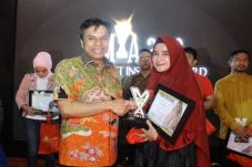 Dokter Muda Cantik Ini...