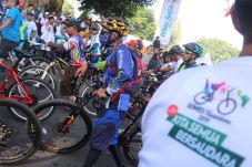 Ribuan Warga Wonosobo...