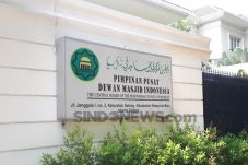 Viral Perempuan Bawa...